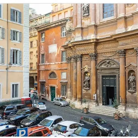 Campo De' Fiori On Vacation With Class-3