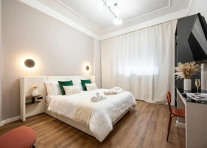 Frida 5 Min From Metro Station